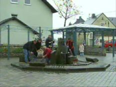 hierzuland
neuer dorfbrunnen november 2005 hierzuland neuer
dorfbrunnen november 2005